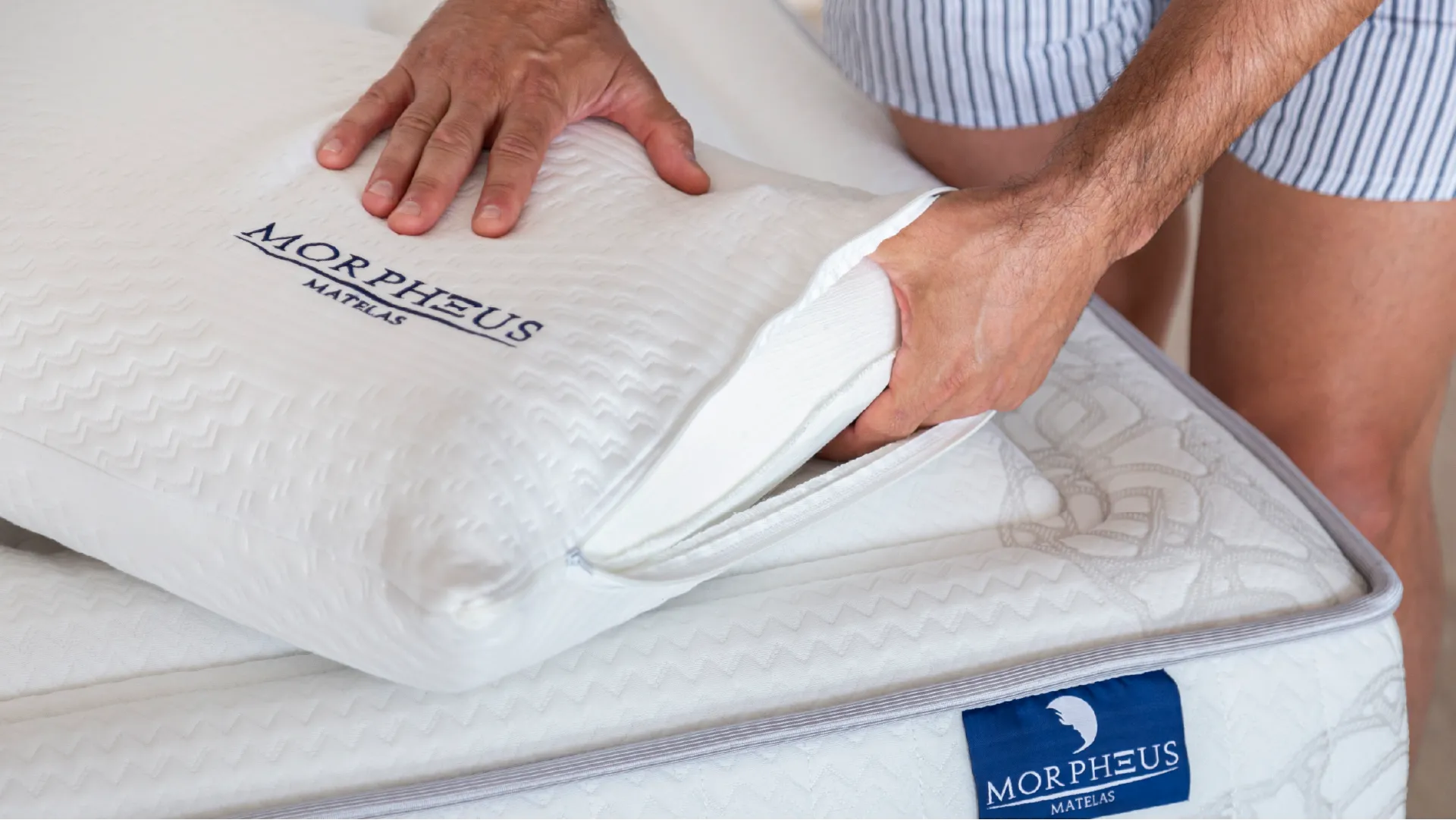 Oreiller Morpheus mémoire de forme avec housse déhoussable en tencel 100% naturelle