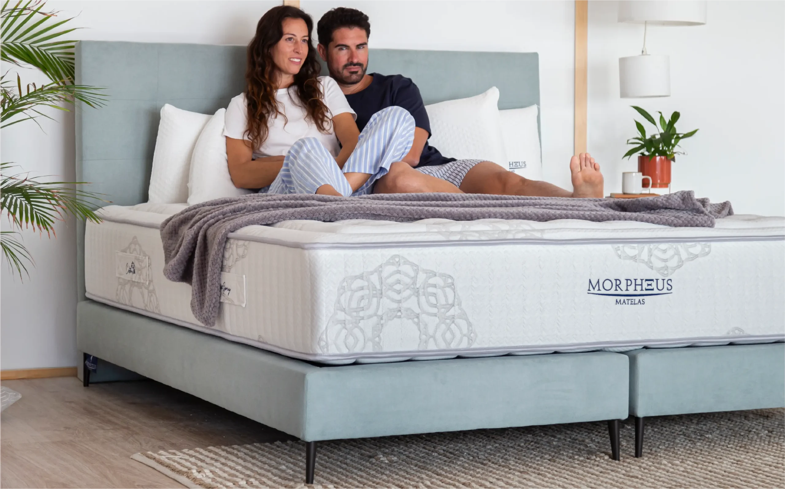 Doubles sommiers solides et matelas confort en 180x200