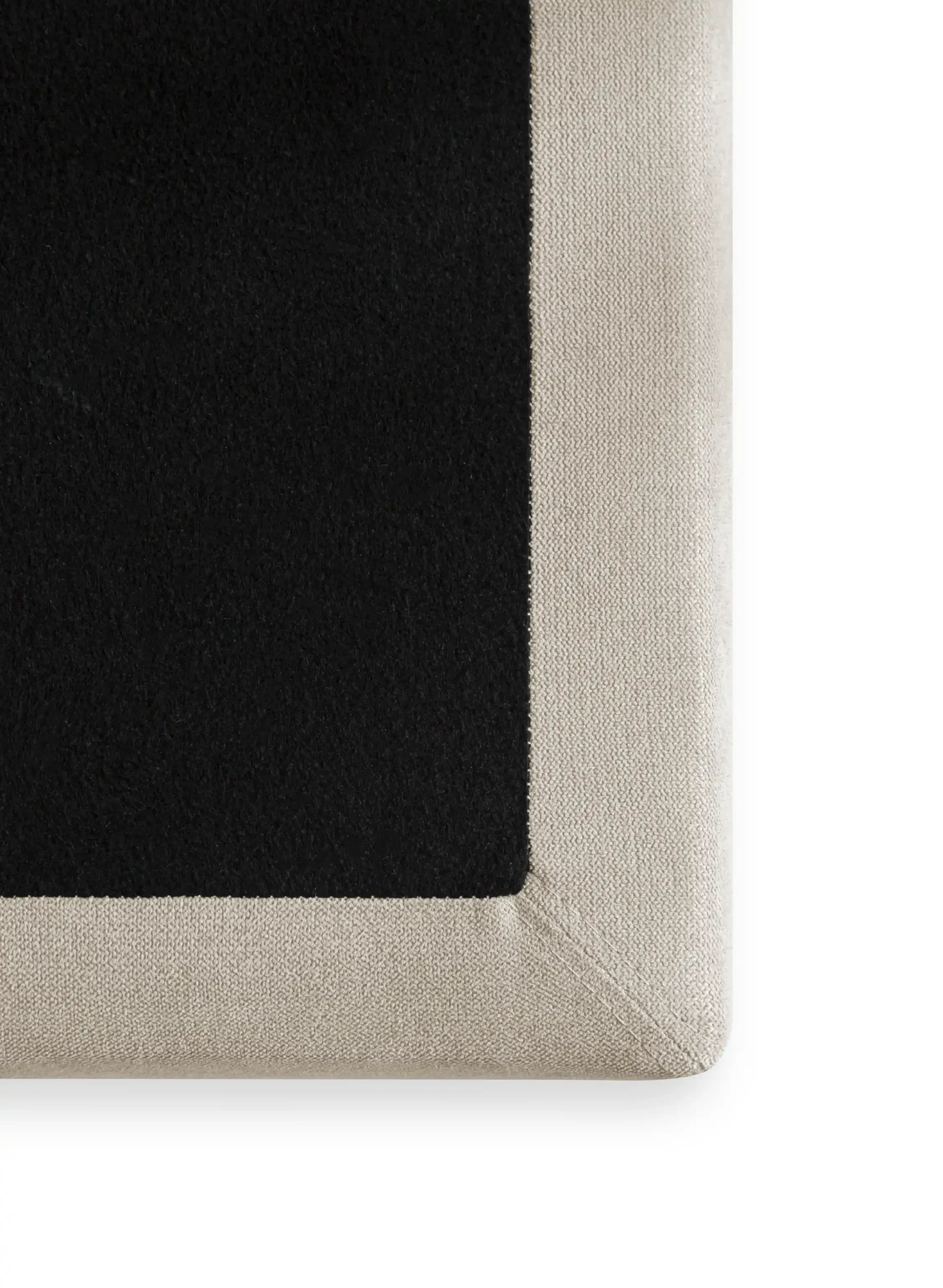 Tissu respirant et anti dérapant sur sommier