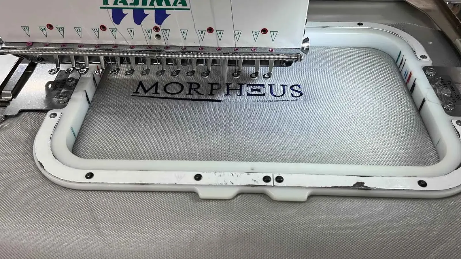 Broderie du logo Morpheus