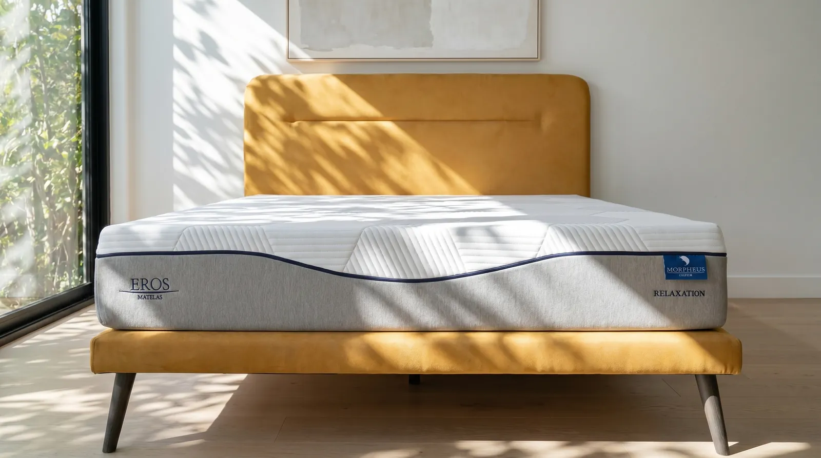 Matelas Eros dans une chambre lumineuse